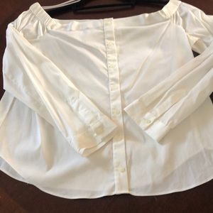 bar III Women’s white off shoulder blouse. Size medium.